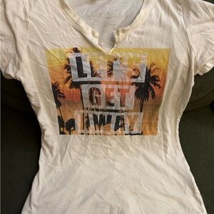 Guess Cream Graphic Tee